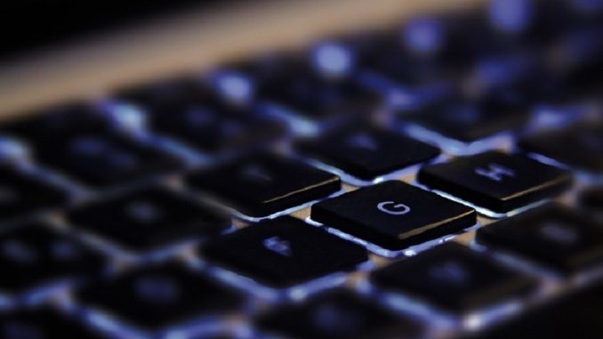 Ändra tangentbordslayout i Windows 10 (lägg till, byt och ta